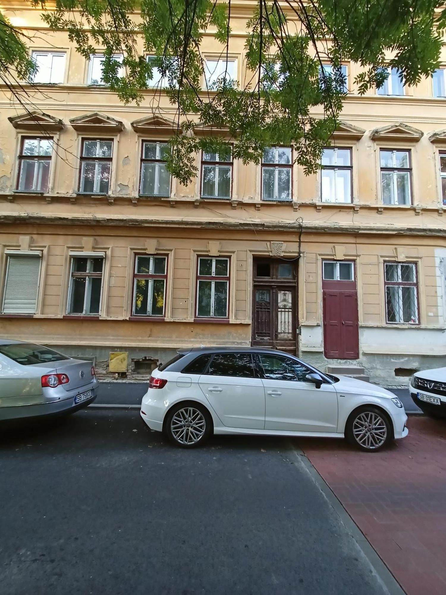 Garden Of Light Apartment Сибиу Екстериор снимка