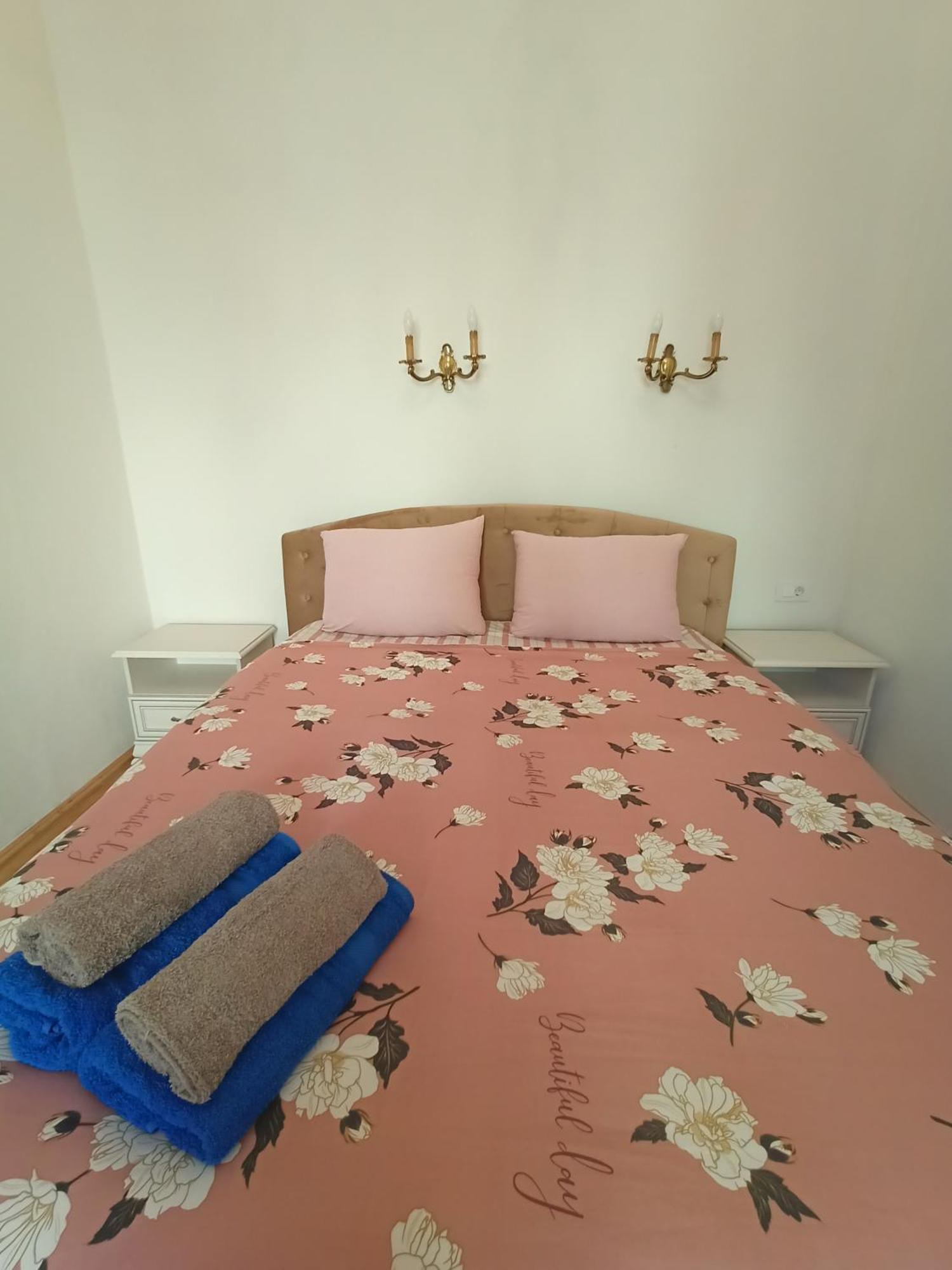 Garden Of Light Apartment Сибиу Екстериор снимка