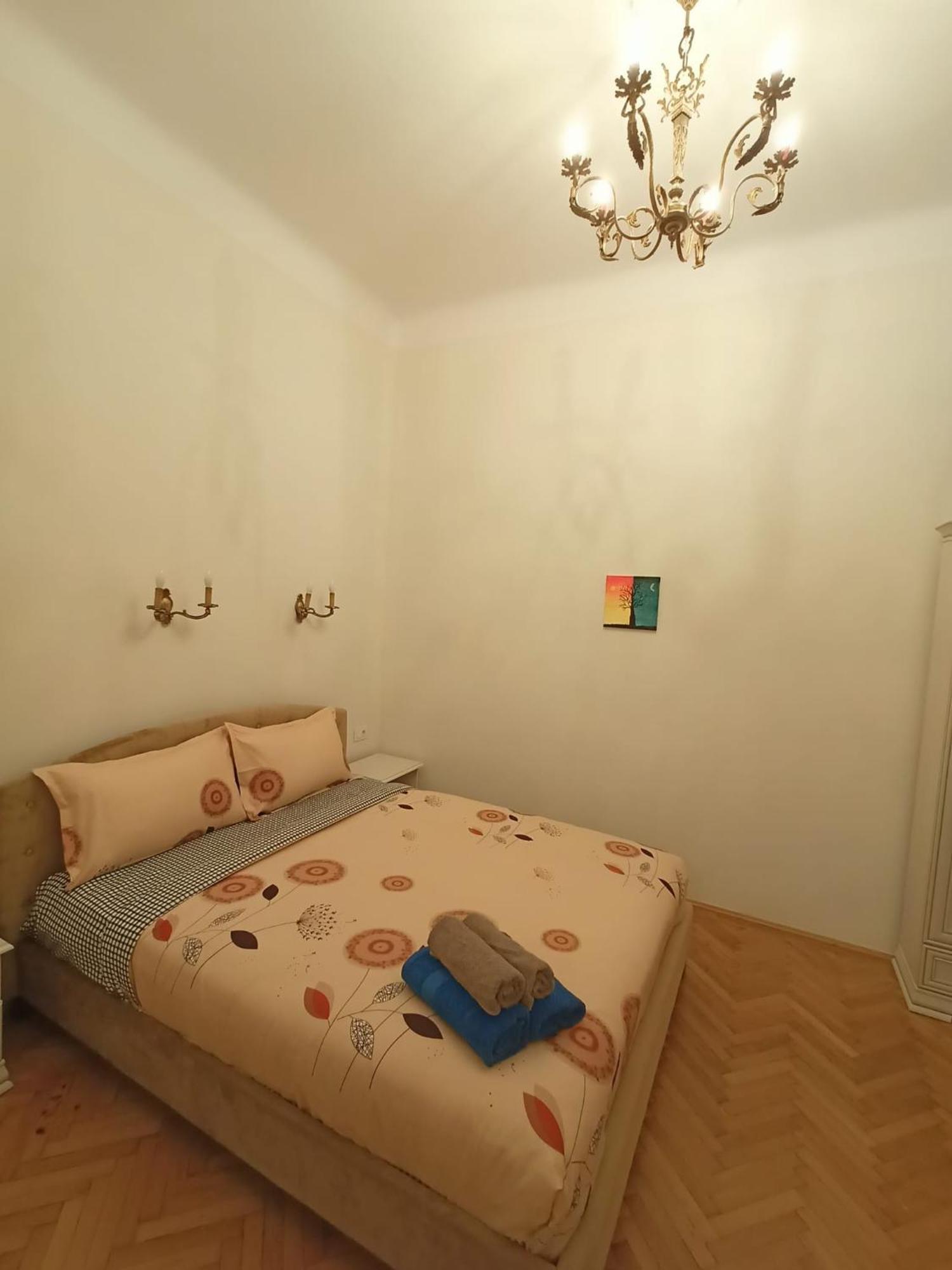 Garden Of Light Apartment Сибиу Екстериор снимка